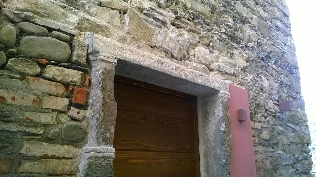 הוילה Bolano Il Borgo Di Pegui מראה חיצוני תמונה