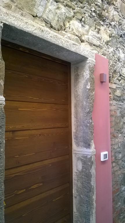 הוילה Bolano Il Borgo Di Pegui מראה חיצוני תמונה